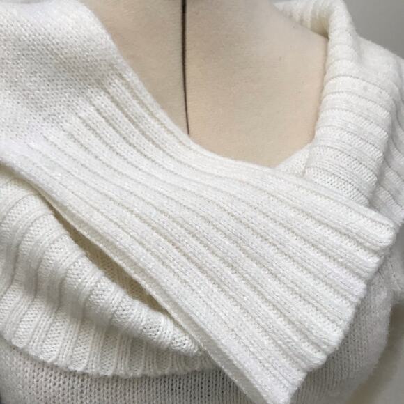 Player Gold Cowl Neck Belted Sweater Cream Large - Picture 7 of 12